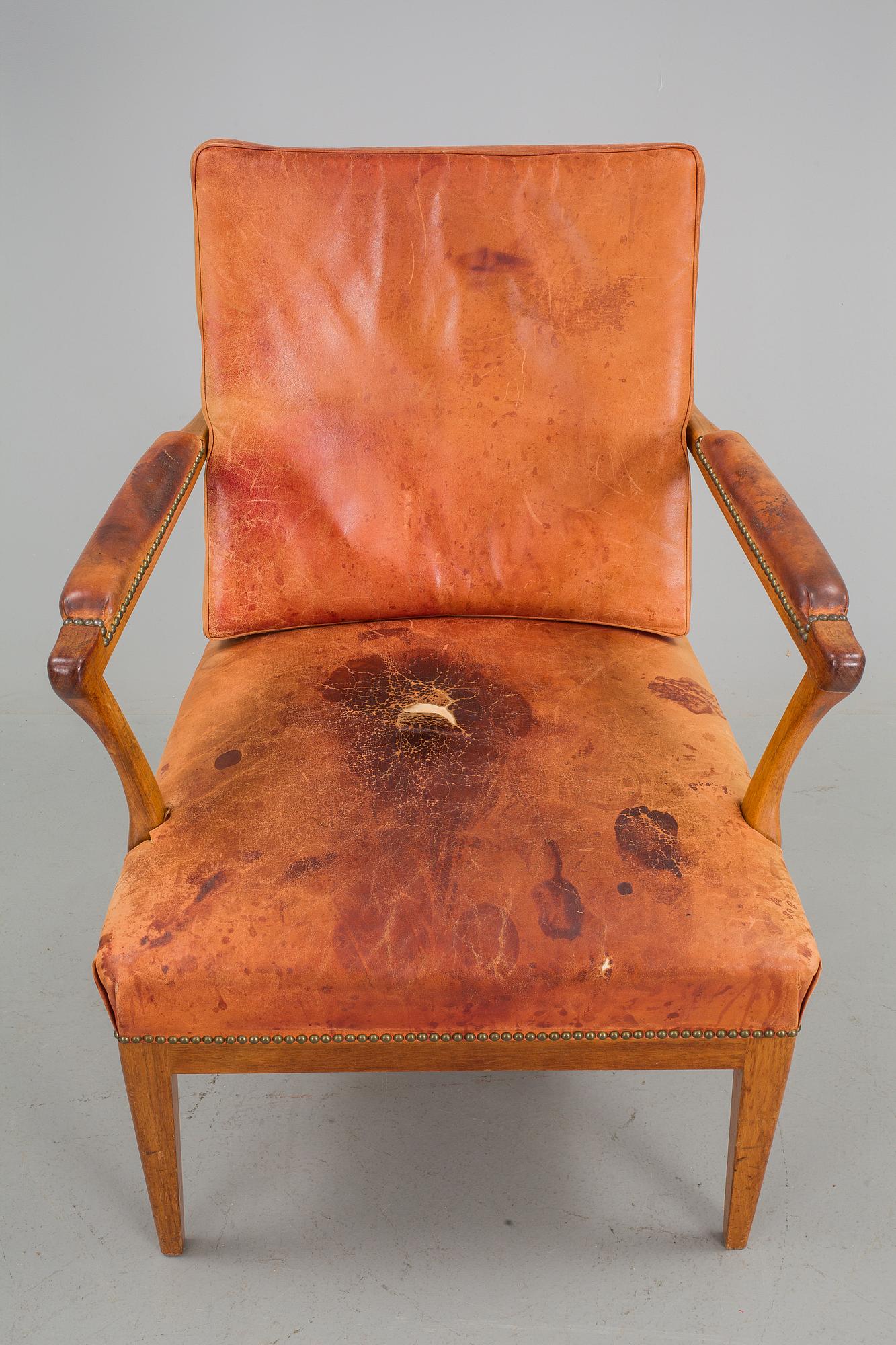 KARMSTOL, modell 868, Josef Frank, Firma Svenskt Tenn.