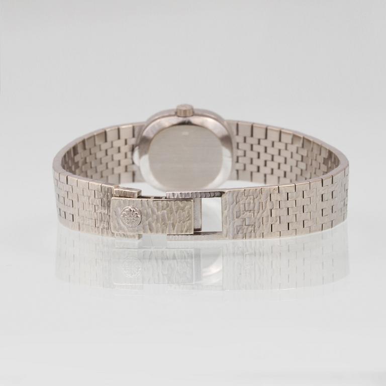 DAMARMBANDSUR, 18K vitguld, Patek Philippe. Vikt 48,9 gram.