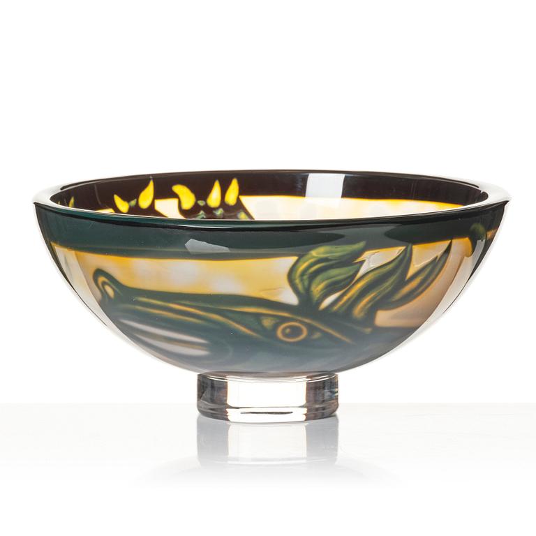 Eva Englund, a 'Ravenna' glass bowl, Orrefors 1983.