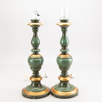 A pair of wood table lamps from Paoletti, Firenze Iataly, second half of 20th century.