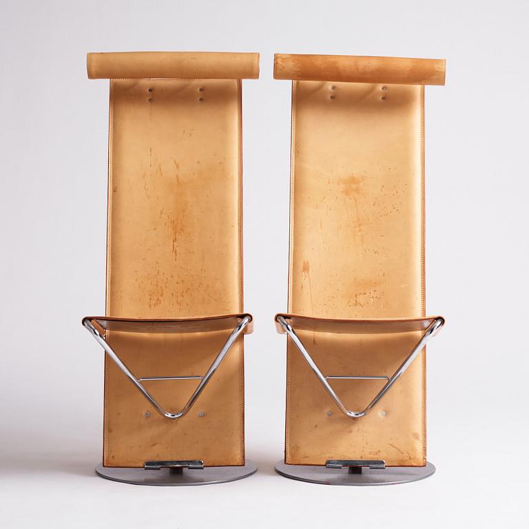 Börge Lindau, & Bo Lindercrantz, a pair of 'Plankan' chairs, Lammhults Möbel AB, Sweden 1980s.