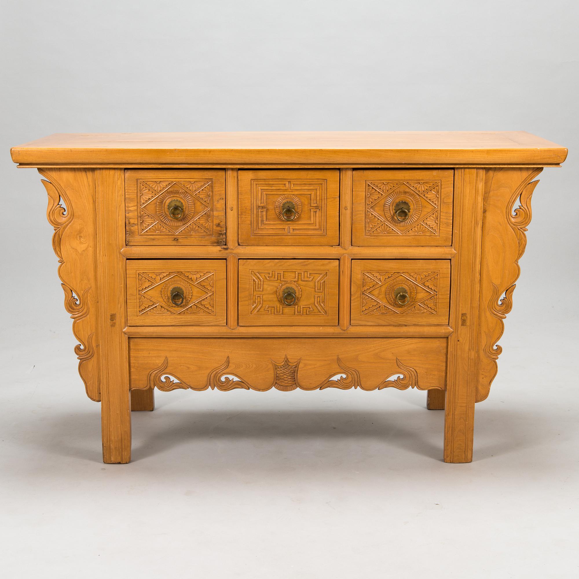 A Corean chest of drawers, 20th century.