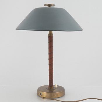 Einar Bäckströms Metallvarufabrik, bordslampa, modell 5014, 1940-tal.