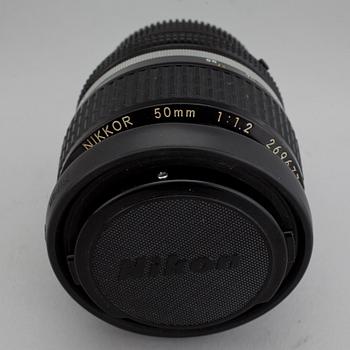 KAMERAOBJEKTIV, Nikon, Nikkor 50 mm 1:1:2, nr. 269677.