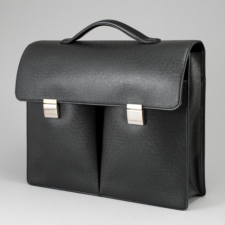 LOUIS VUITTON, a 'Serviette Kazan' briefcase.