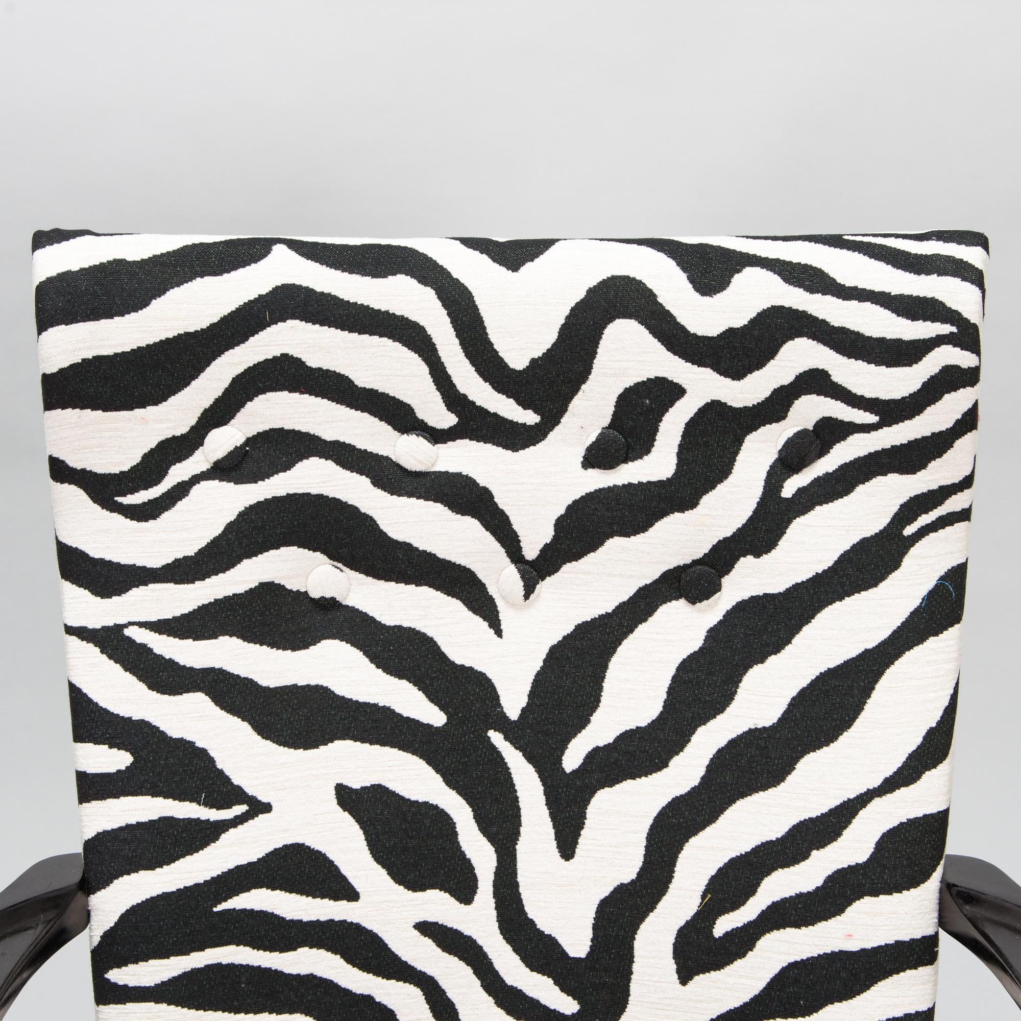 Carl Gustaf Hiort af Ornäs, a pair of mid-20th-century open armchairs 'Prince', Puunveisto Oy - Träsnideri Ab.