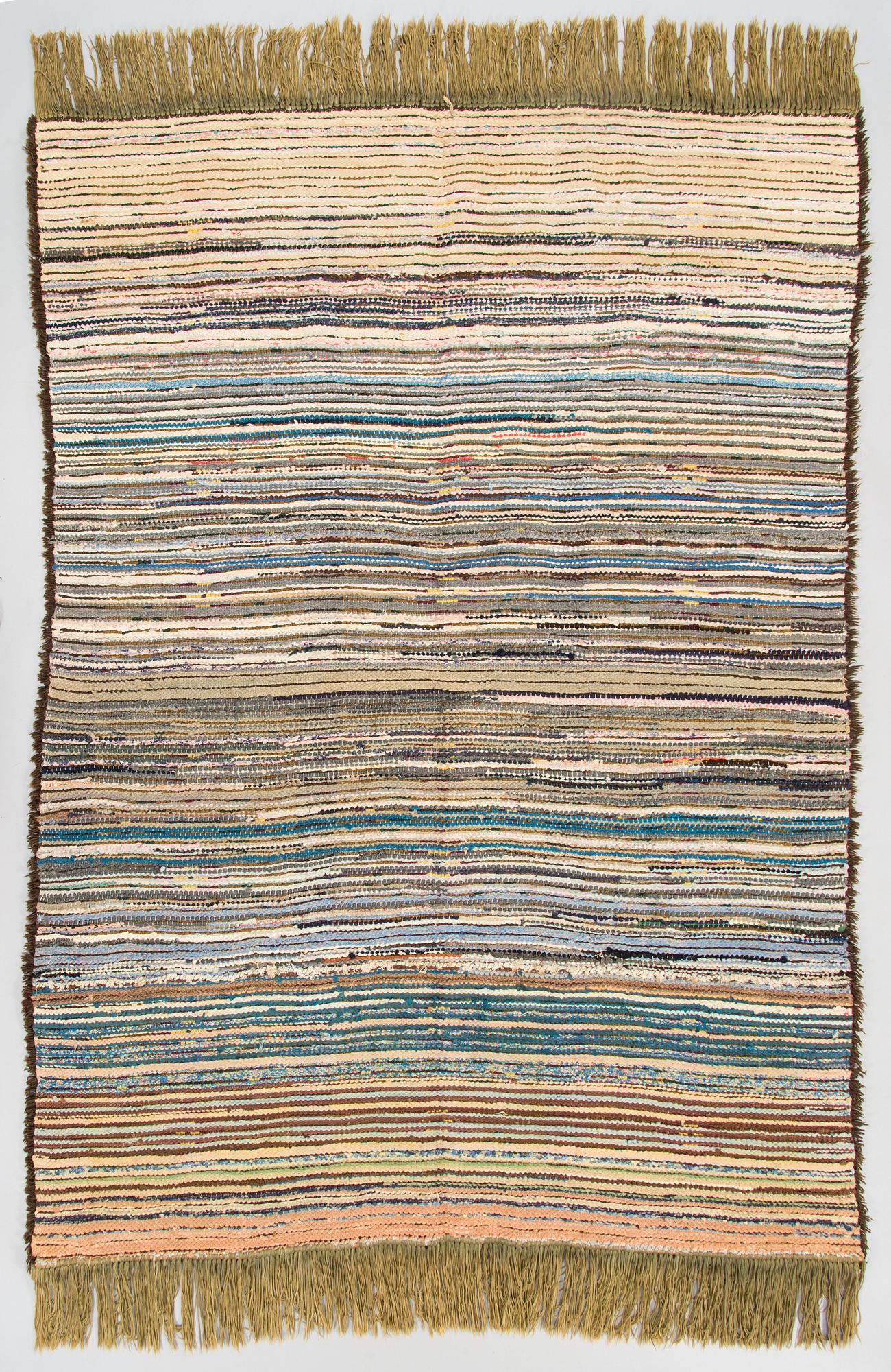 Ryijymatto, kansanomainen, 1900-luvun alkupuoli. Noin 215 x 165 cm.