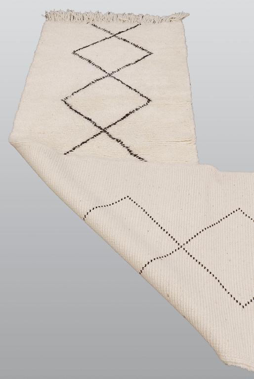 A runner, Morocco, ca 290 x 88 cm.