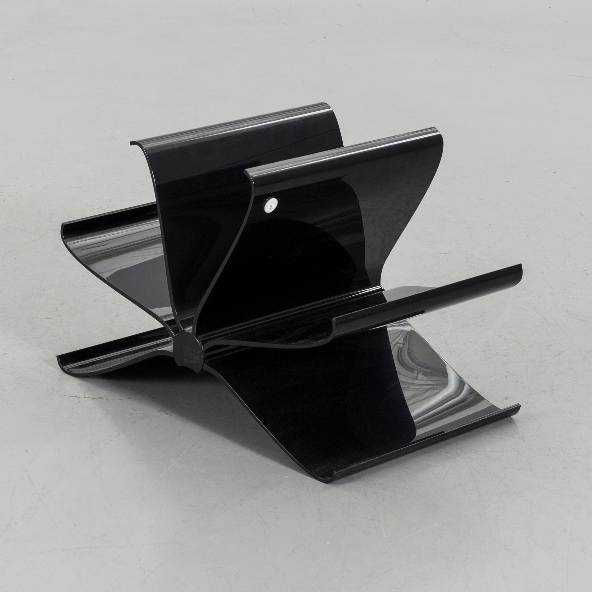 MAGAZINE RACK,  'Front page' Kartell.