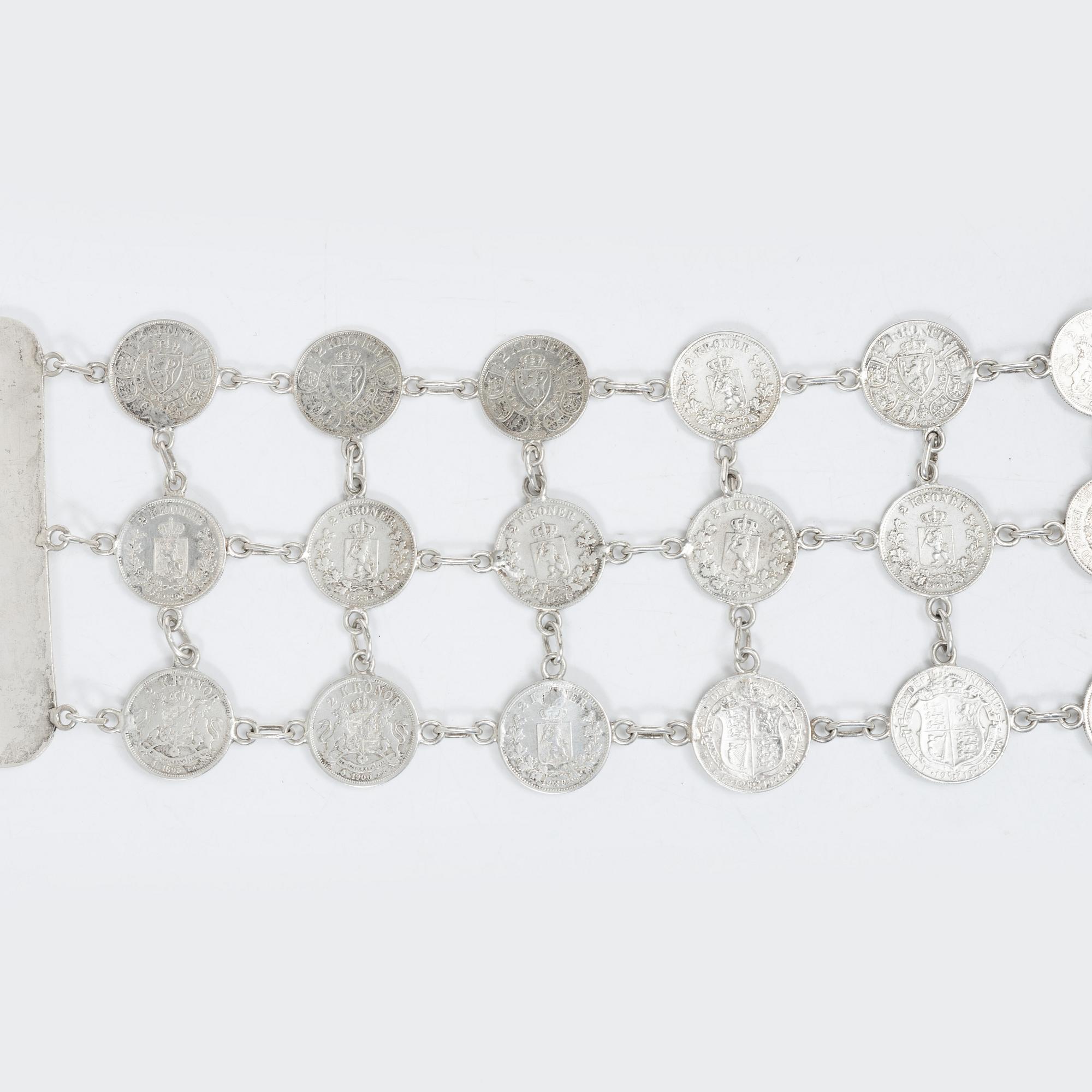 Brudbälte med äldre mynt, silver, CG Hallberg, Stockholm 1930.