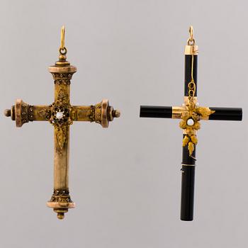 KORS / HÄNGEN, 2 st, 14K guld, pärlor och svart blyglas.