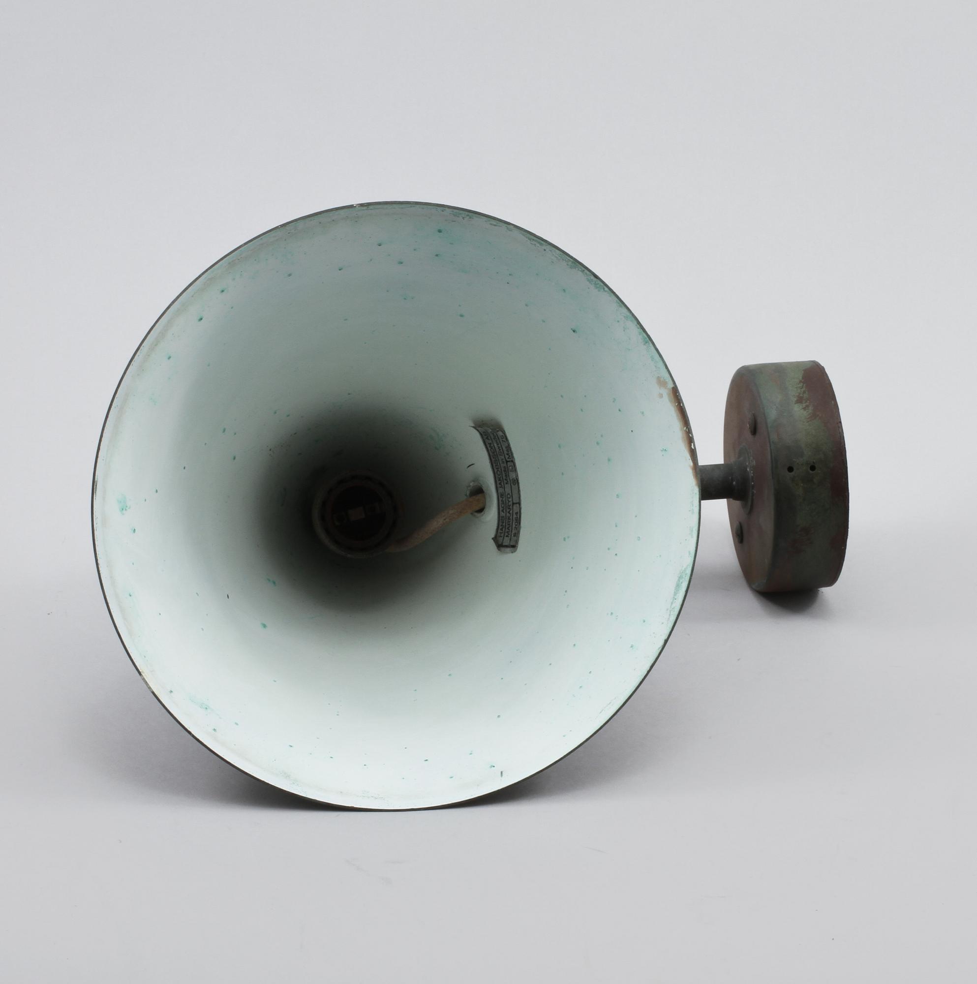 VÄGGLAMPA, "Tratten", Hans Agne Jakobsson, Markaryd, 1900-talets andra hälft.