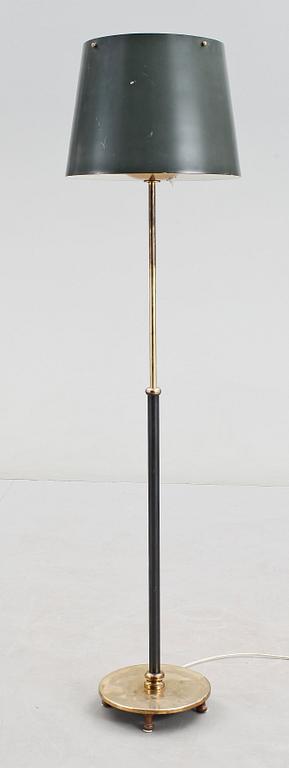 GOLVLAMPA, mässing, modell 2564, Firma Svenskt Tenn.