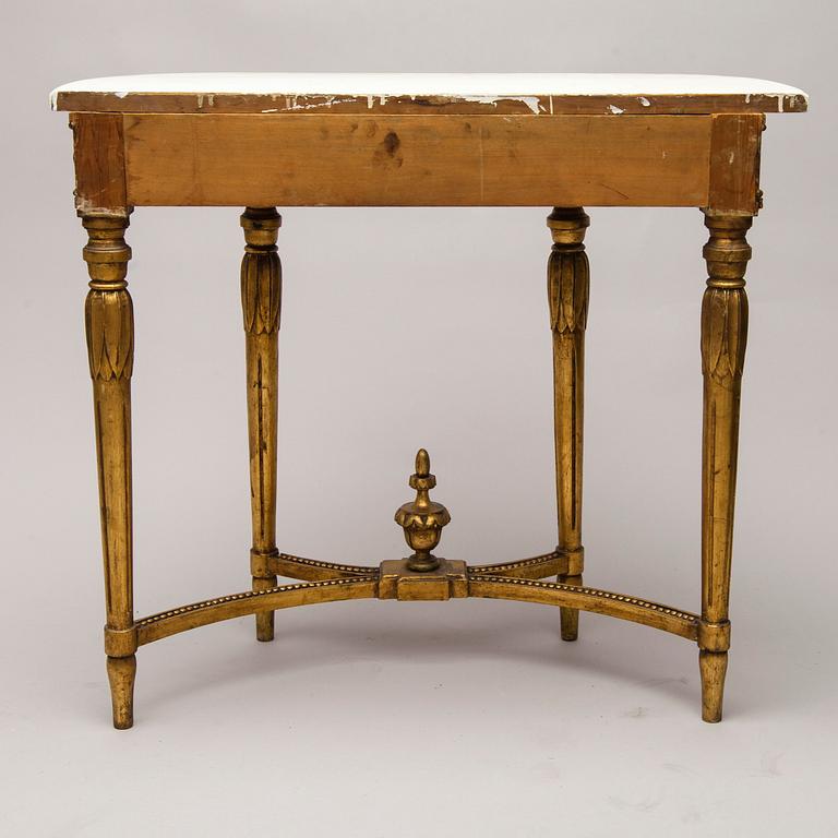 SPEGEL samt KONSOLBORD, sengustaviansk stil, 1900-talets början.