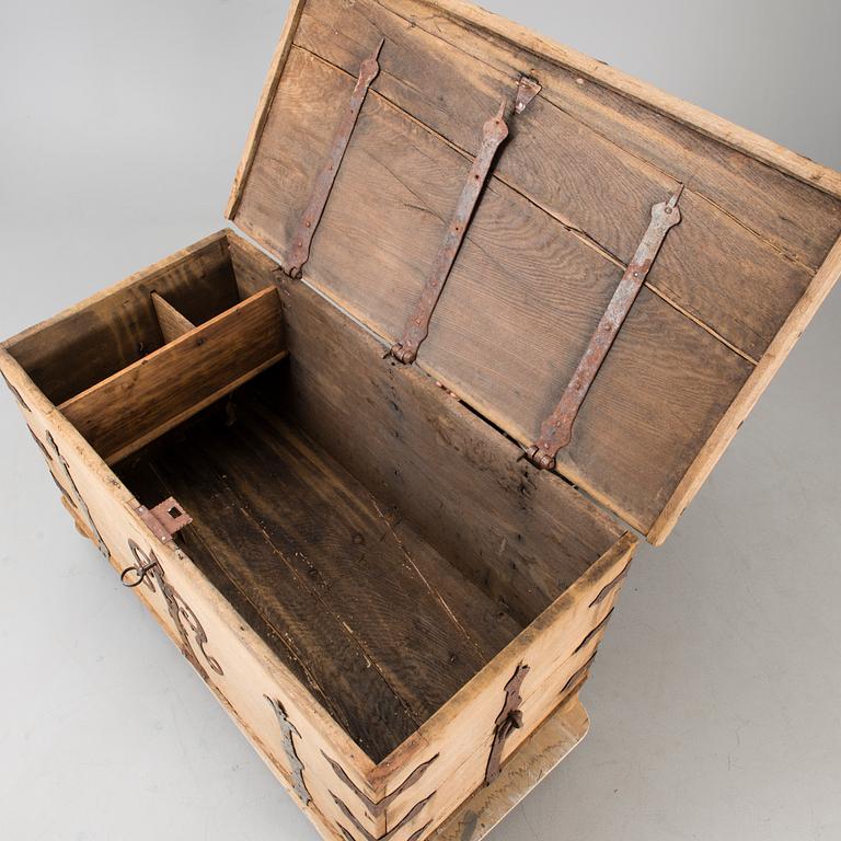 A 17th/18th century chest.