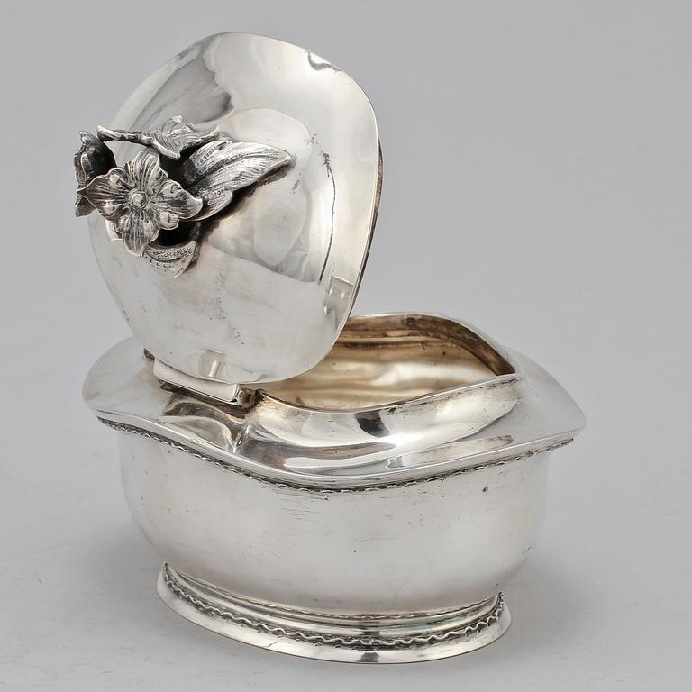 KAFFESERVIS, 4 delar, silver, Eric Råström, C G Råström Stockholm, 1947 samt 1948. Vikt 1 690 g.