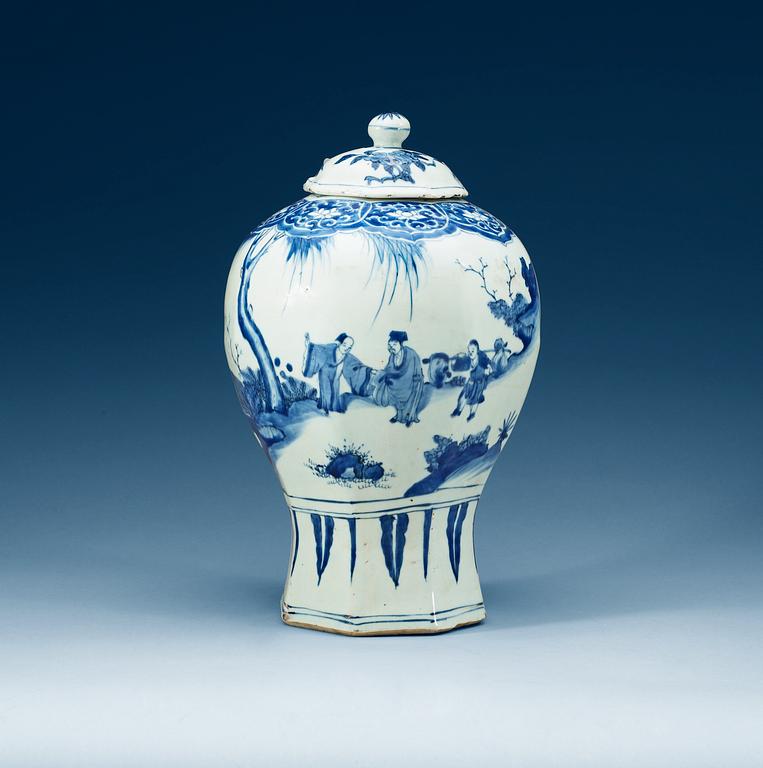 A blue and white transitional jar with cover, 17th Century.