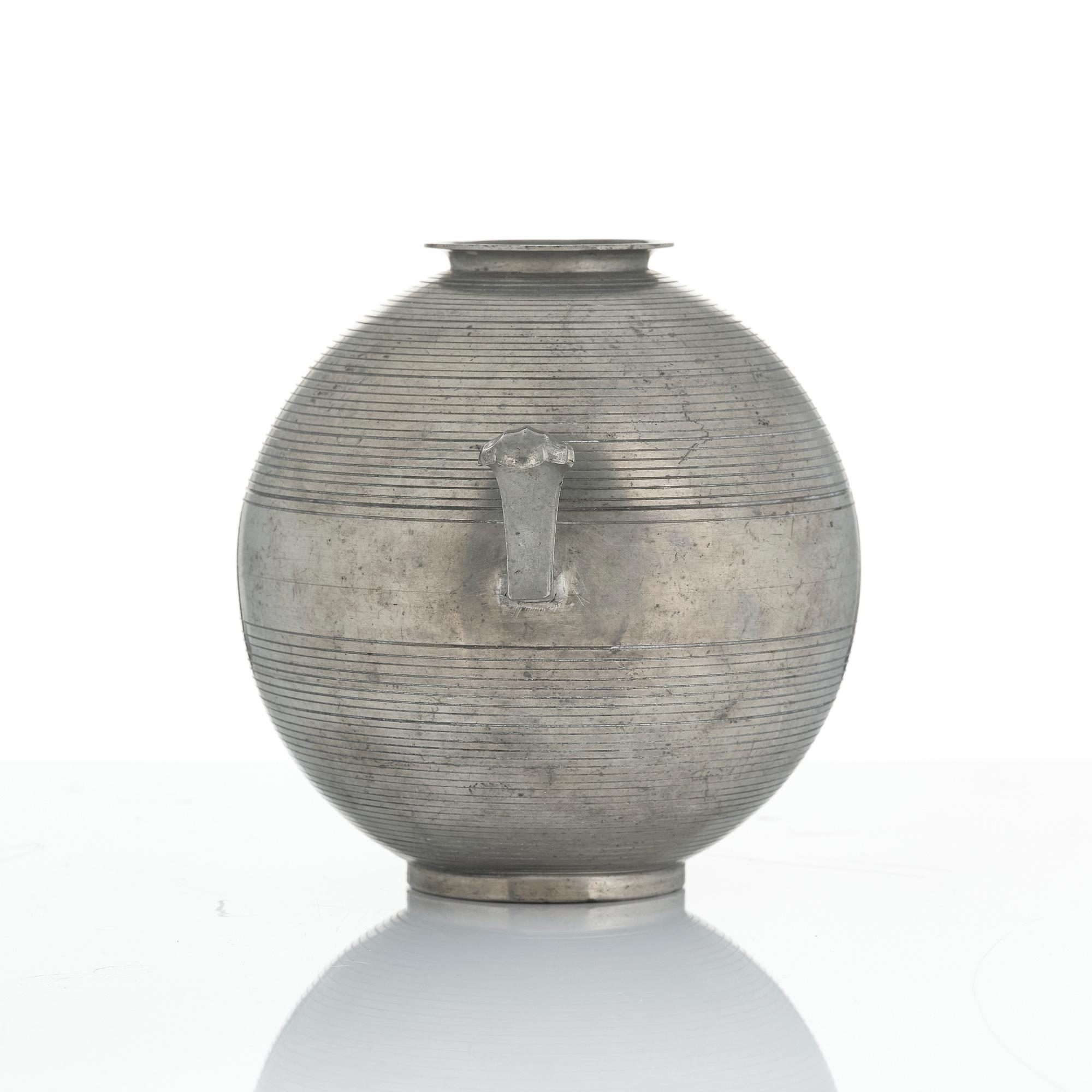 Sylvia Stave, vase with handles, model 5425, C.G. Hallberg, Stockholm, 1933.