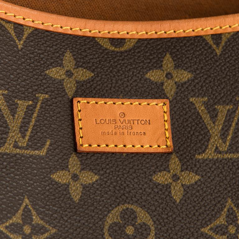 Louis Vuitton, a Monogram Canvas 'Saumur 35' bag.