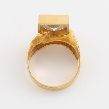 Björn Weckström, Lapponia 18K gold and rock crystal ring, 1976.