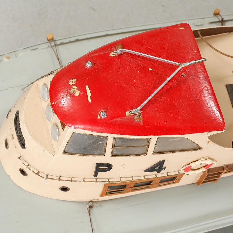 A 20th century model boat, "Vosper PL4".