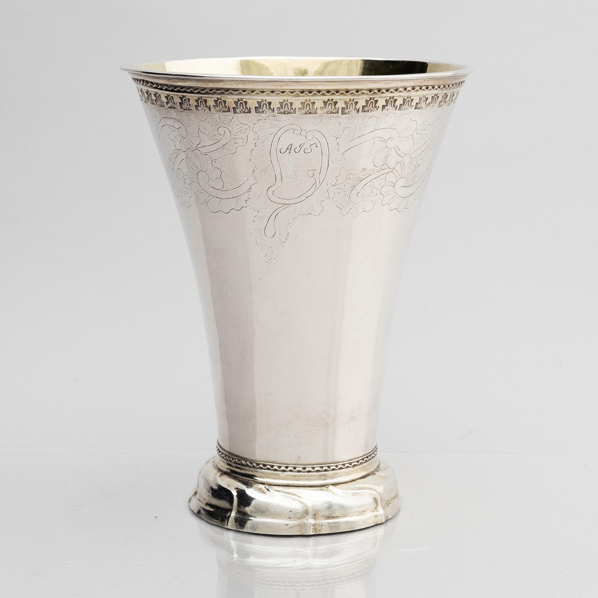Carl Fahlberg, bägare, delvis förgyllt silver, Uppsala 1760. Rokoko.