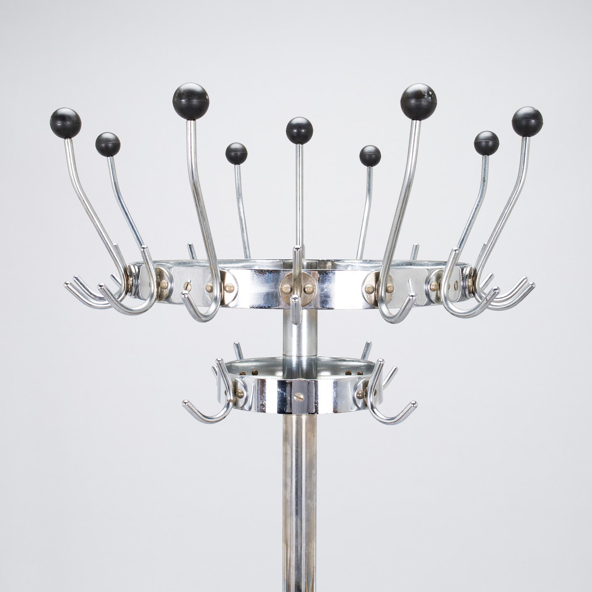 A 1960s coat rack, manufacturer Mako oy, Finland.