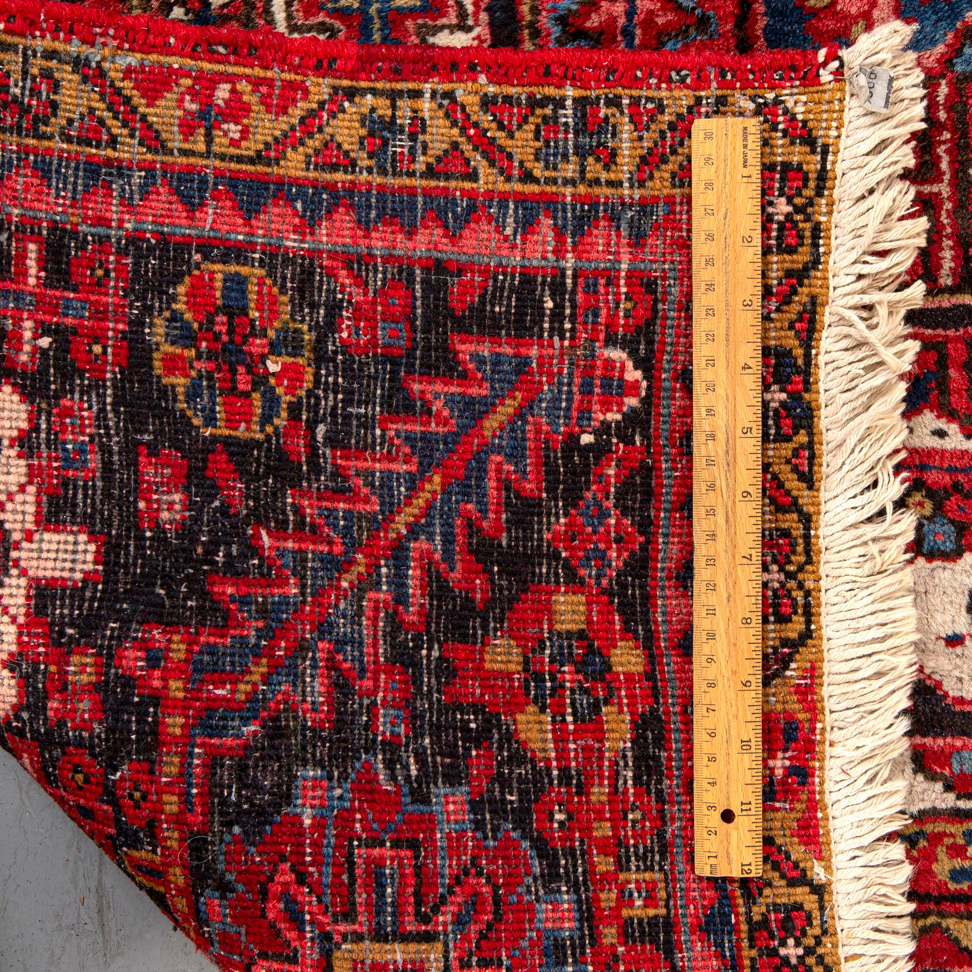 A semiantique Heris carpet 404x290 cm.