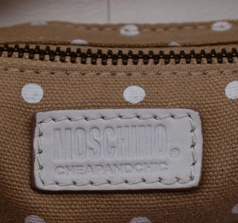 VÄSKA, Moschino.