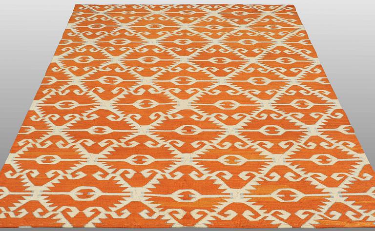 A CARPET, FLAT WEAVE, ca 236  x 175 cm.