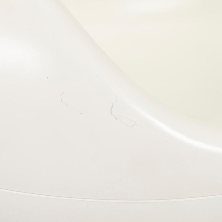 Eero Aarnio, fåtölj, "Pastilli". Tillverkad av Asko eller Adelta, formgiven 1967.