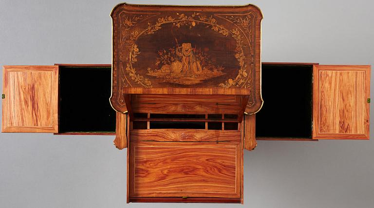 Bord, så kallat "Table en chiffonnière" tillskrivet Roger Vandercruse- Lacroix (1729-1799), Louis XVI.