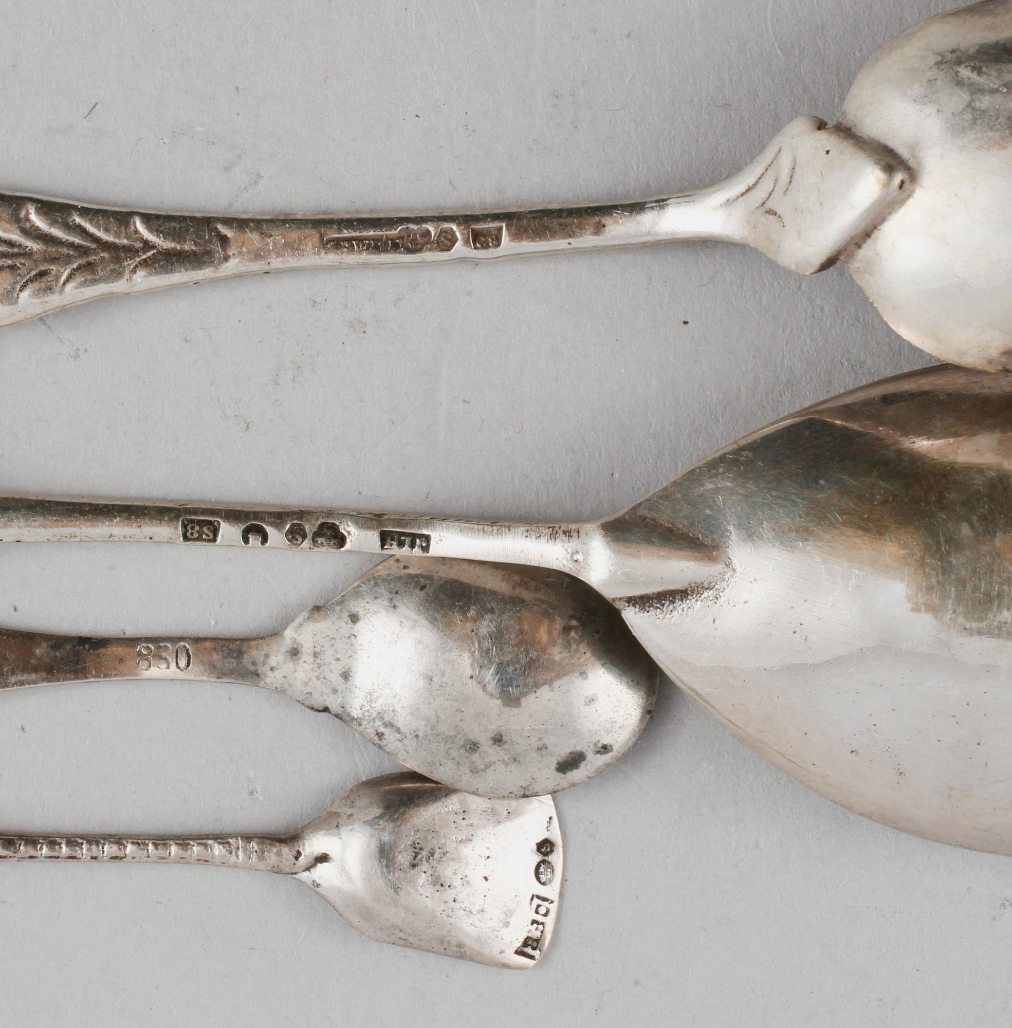 PARTI SILVER, 21 delar, mestadels utländska stämplar, 1900-tal, total vikt ca 500 g.