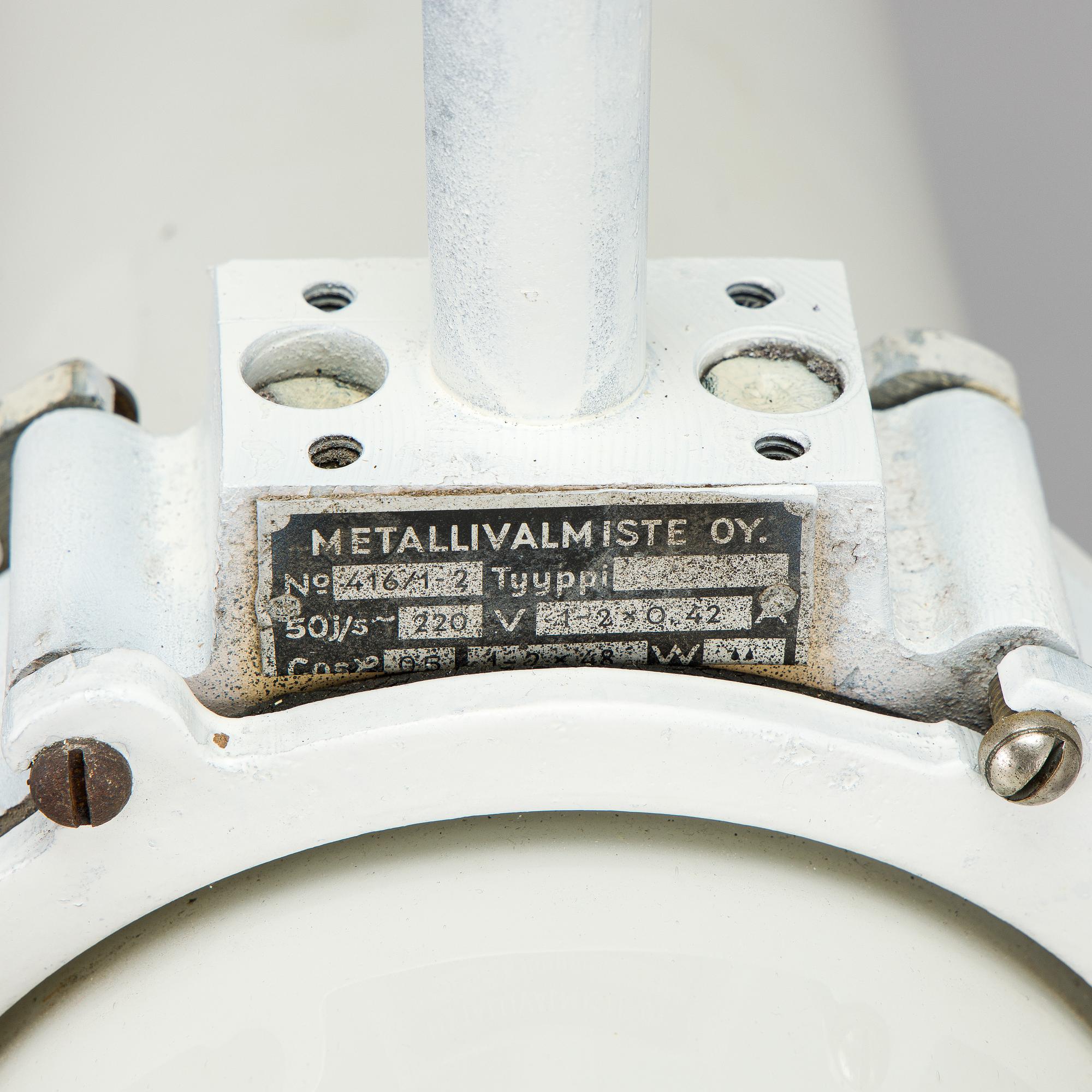 Teollisuusvalaisin / kattovalaisin, Metallivalmiste Oy, 1900-luvun puoliväli.