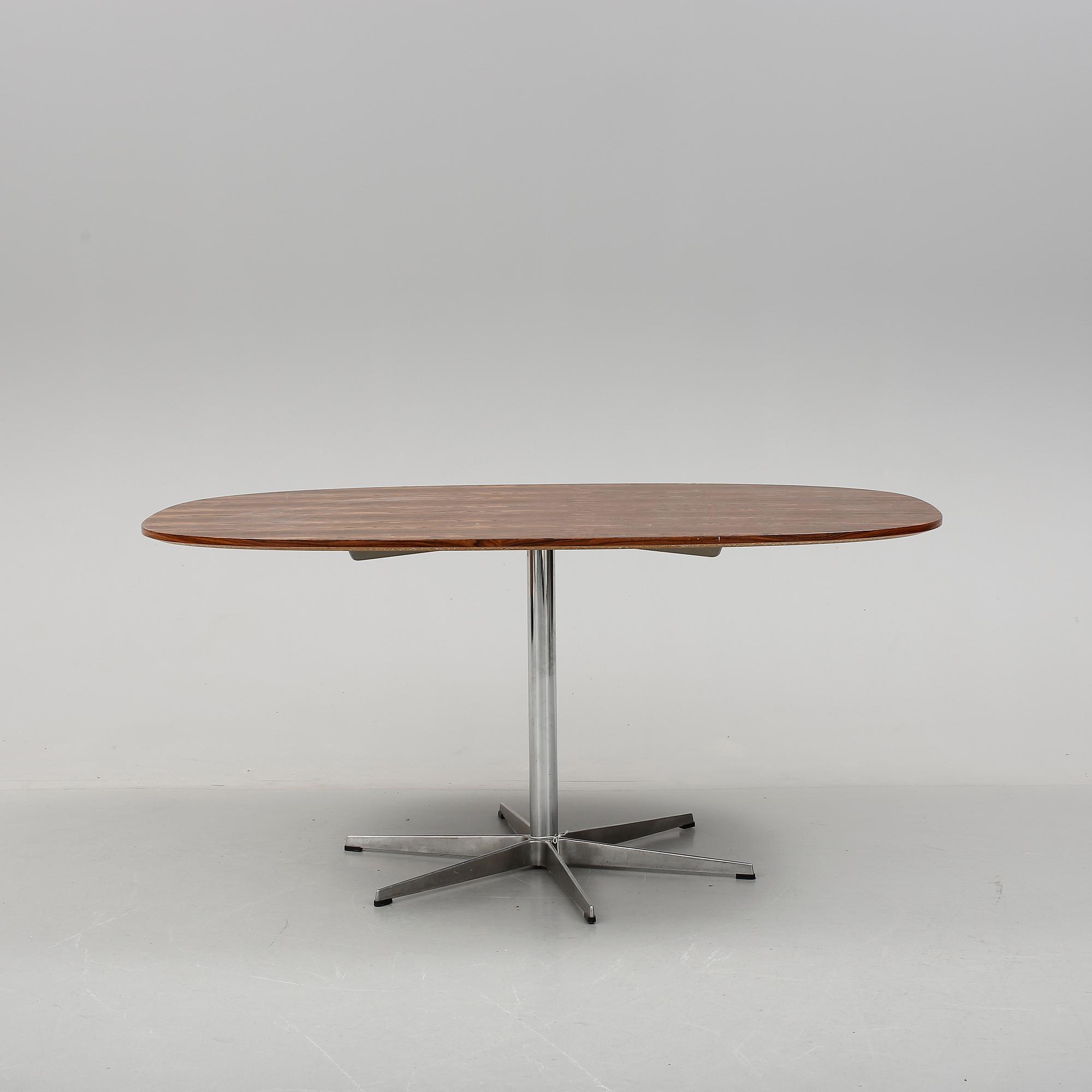BORD, Bruno Mathsson, Piet Hein, Arne Jacobsen, modell A812, 1900-talets andra hälft.