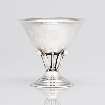 Johan Rohde, a sterling silver footed bowl, Georg Jensen, Copenhagen 1933-44, design nr 17A.