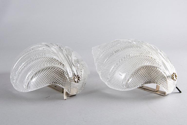 A PAIR OF WALL LAMPS, second half of the 20th century.