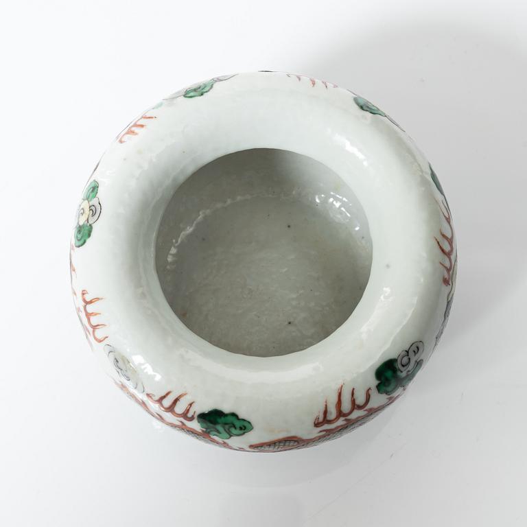 Penselbad, porslin, Kangxistil, 1900-tal.
