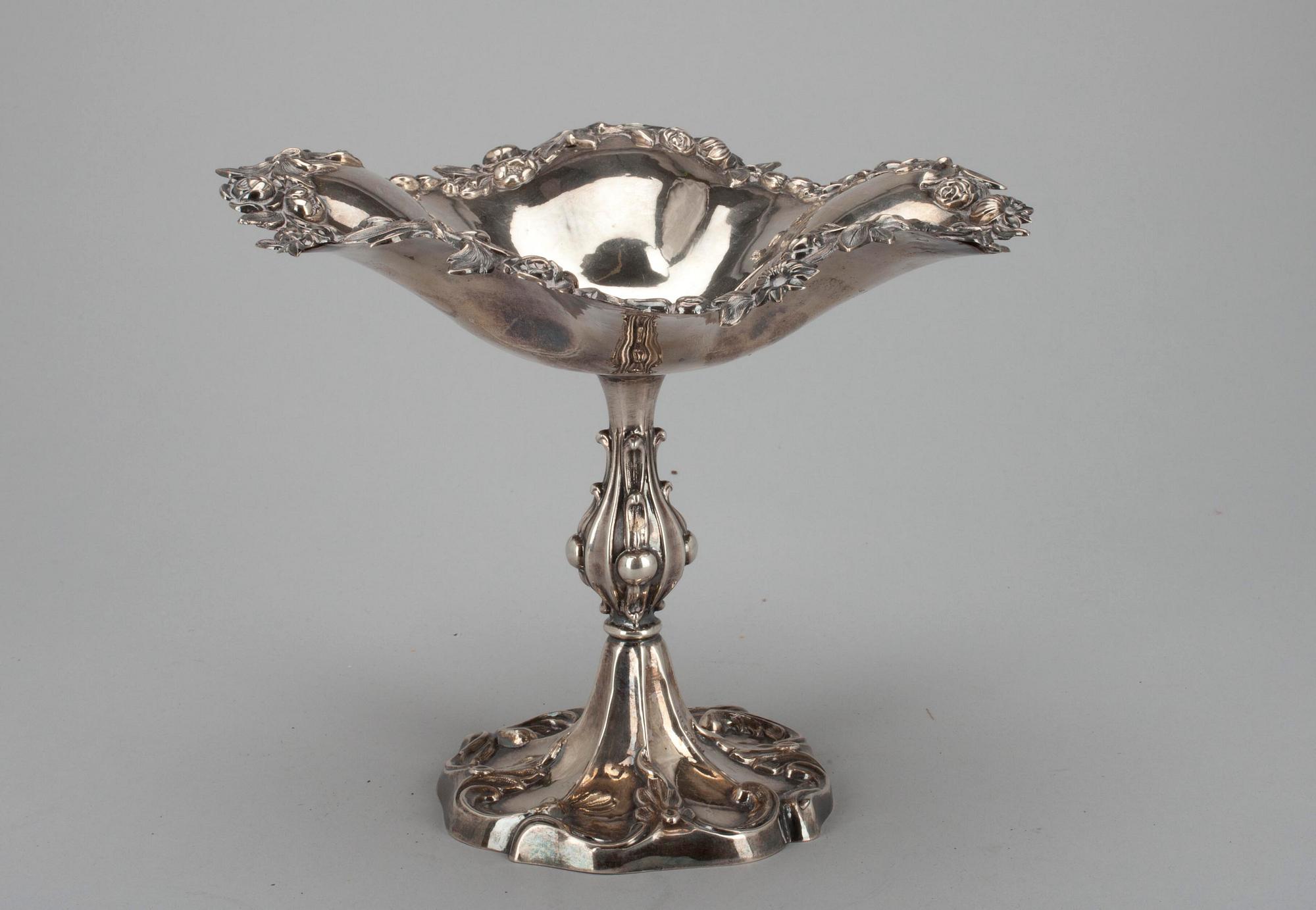 SKÅL, silver, Gustav Möllenborg, Stockholm 1856. Vikt 309 g.