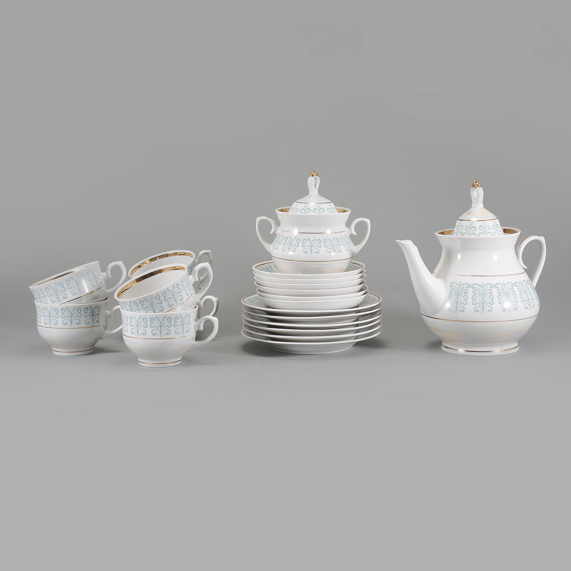 A 1950s porcelian tea service.