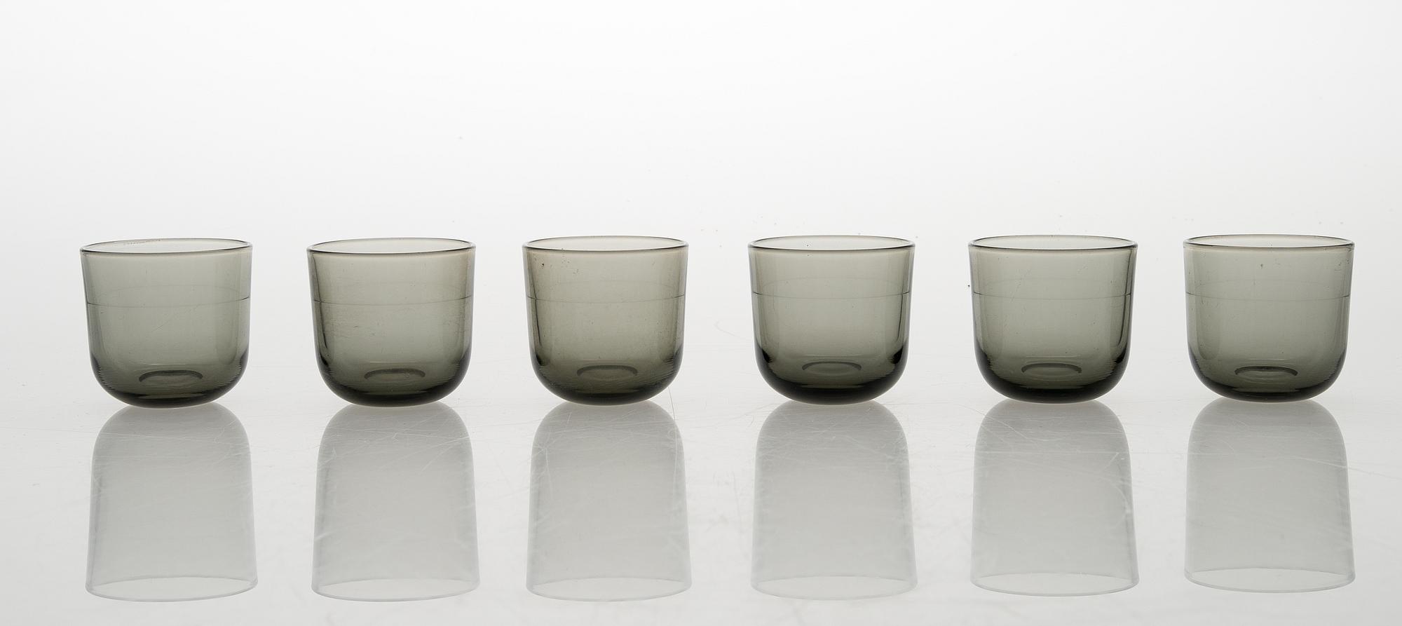 KAJ FRANCK, A set of 12 snapsglasses. Nuutajärvi.