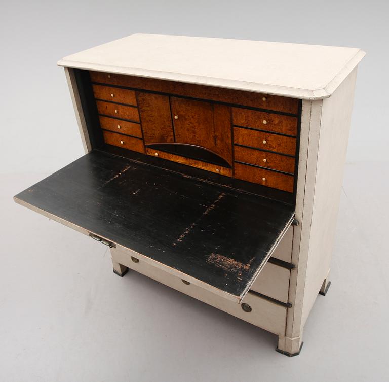 CHIFFONJÉ, 1800-talets mitt.