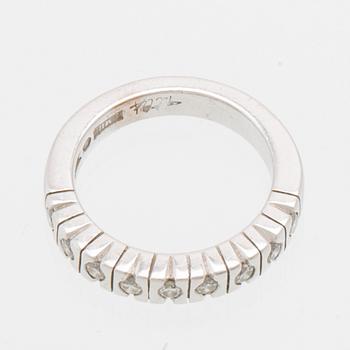 Half-eternity ring in 18K white gold with round brilliant-cut diamonds, Art Metall Helsingborg.