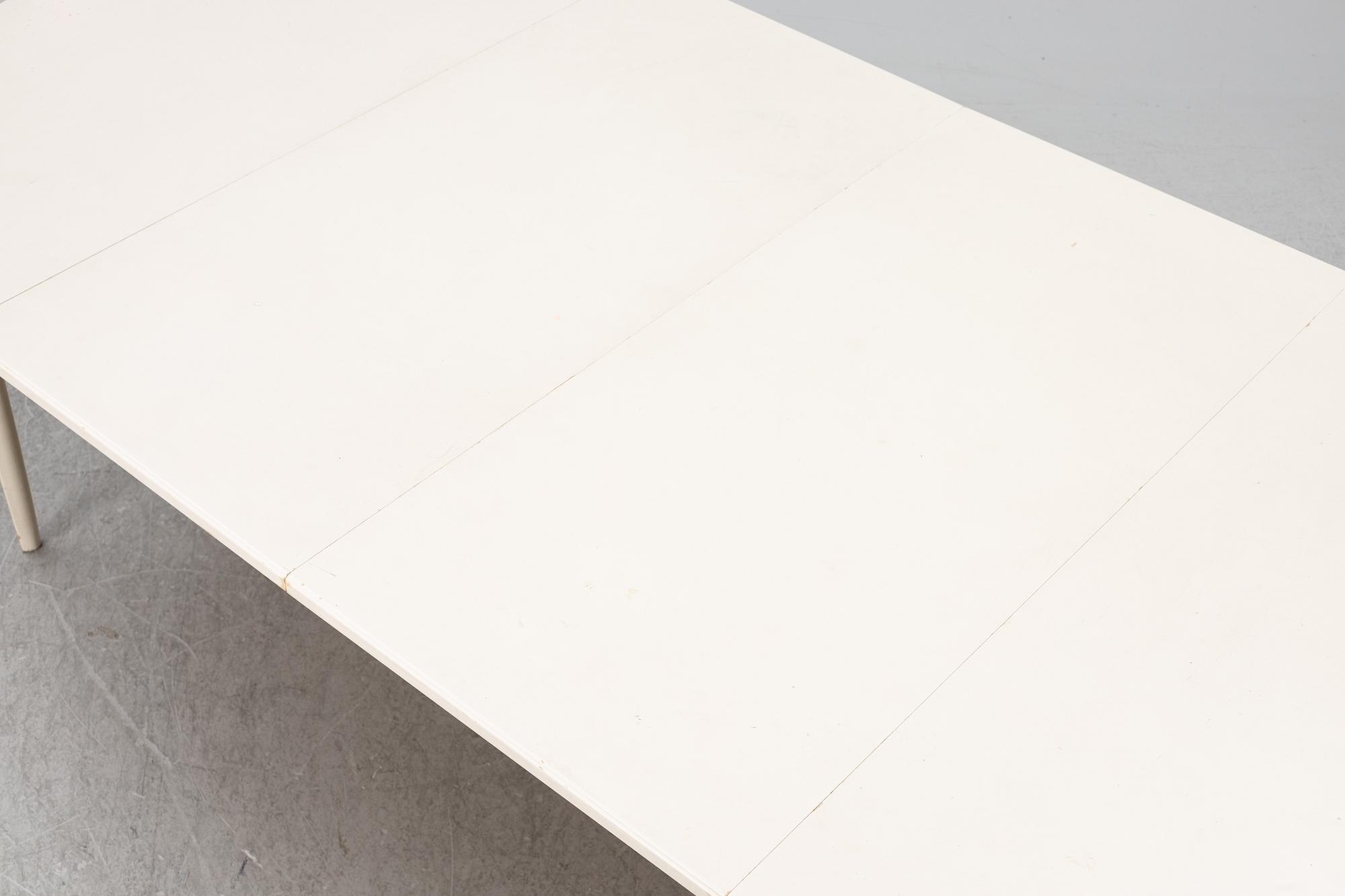 Carl Malmsten, matbord, "Herrgården" samt sex stolar "Nya Guldheden", Bodafors samt Åfors Möbelfabrik.