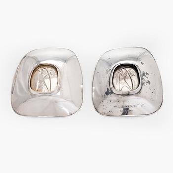 Two silver dishes, Hopeatehdas oy, Helsinki 1959 and 1962.