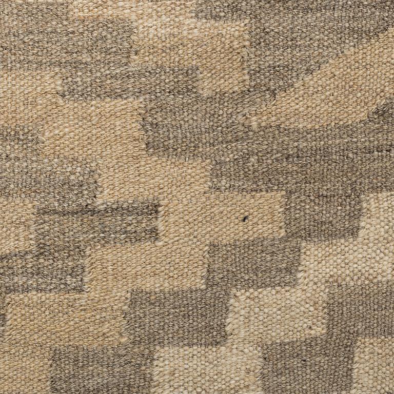 MATTA, Kelim, ca 245 x 170 cm.