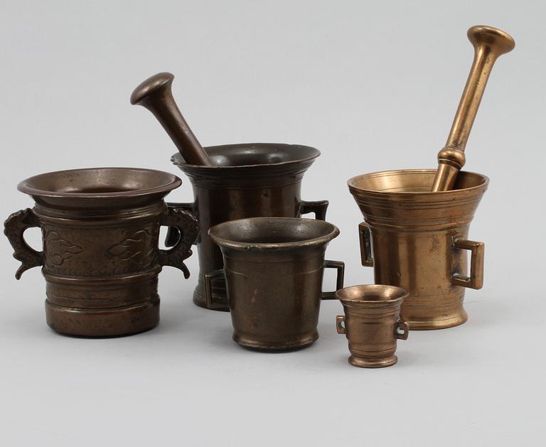 MORTLAR, 5 st, 1700/1800-tal.