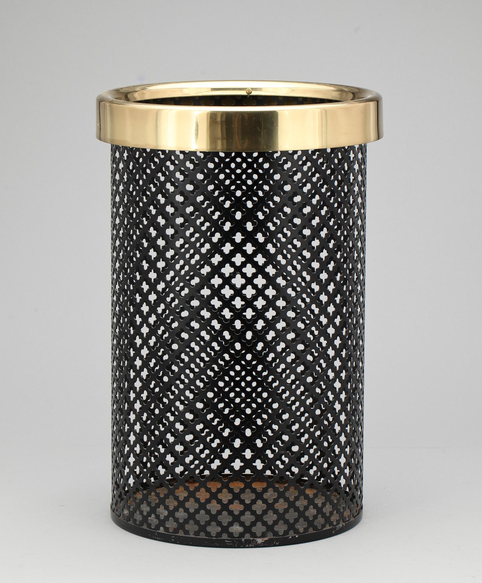 PAPPERSKORG, Firma Svenskt Tenn.