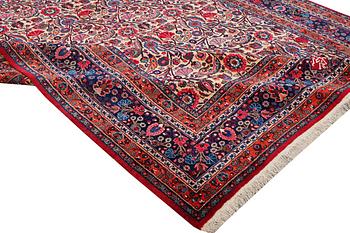 A carpet, antique, Birjand, signed Marghobi, c. 393 x 288 cm.