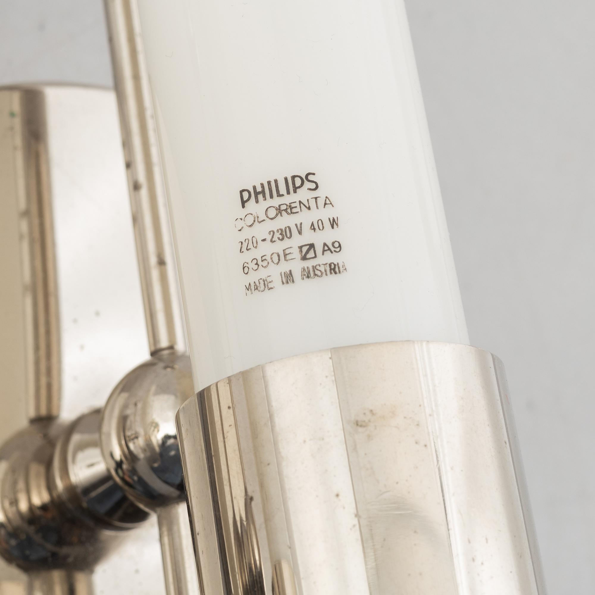 Paavo Tynell, a pair of 1930s '7209' wall lights for Taito.